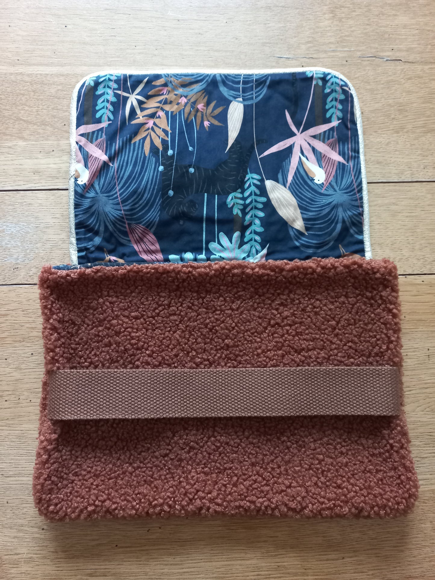 Pochette plate sherpa et coton matelassé