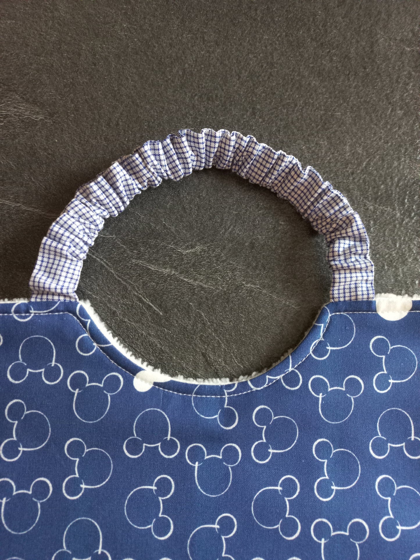Bavoir à élastique Mickey
