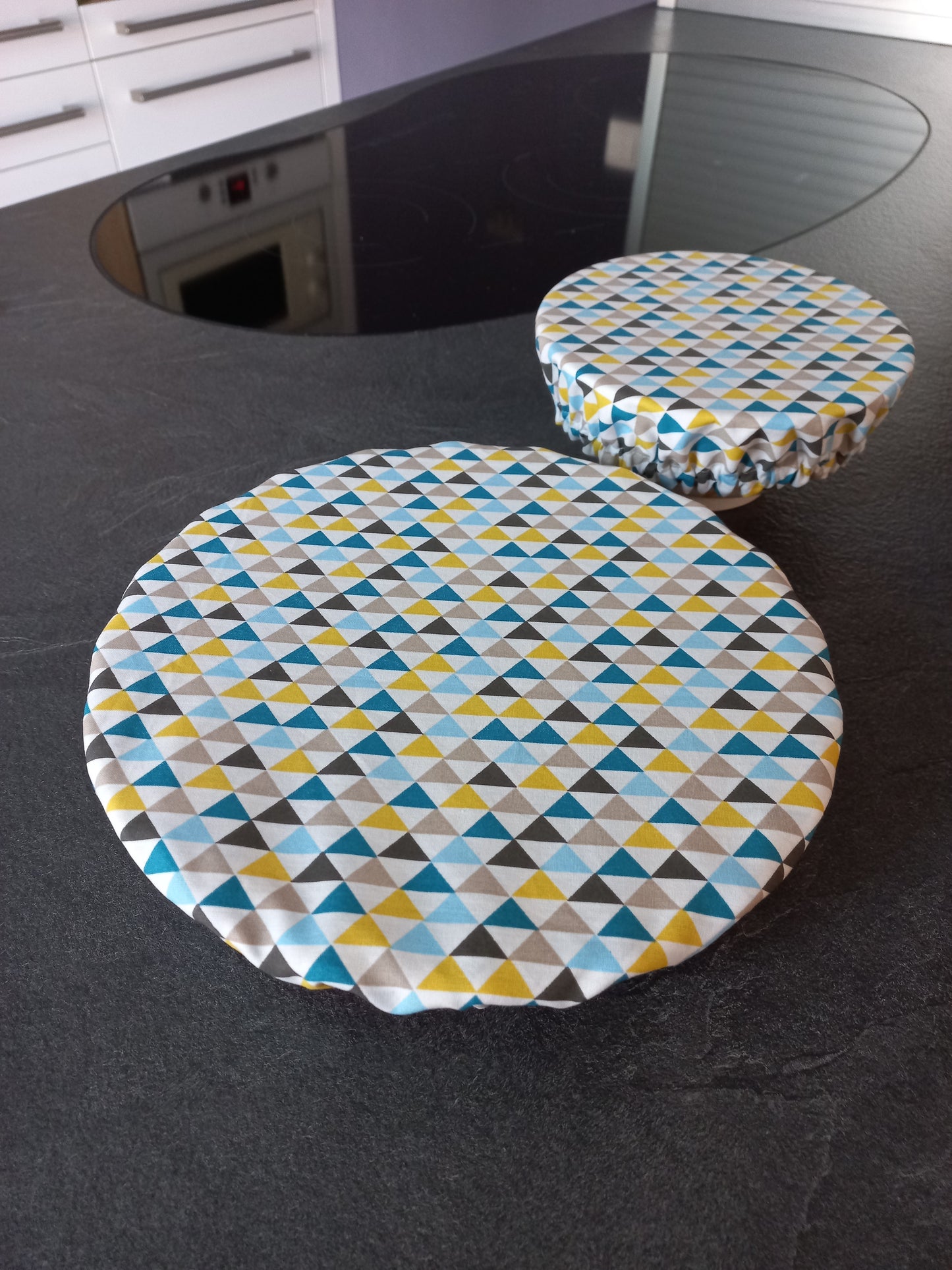 Lot de 2 couvercles alimentaires motifs triangles