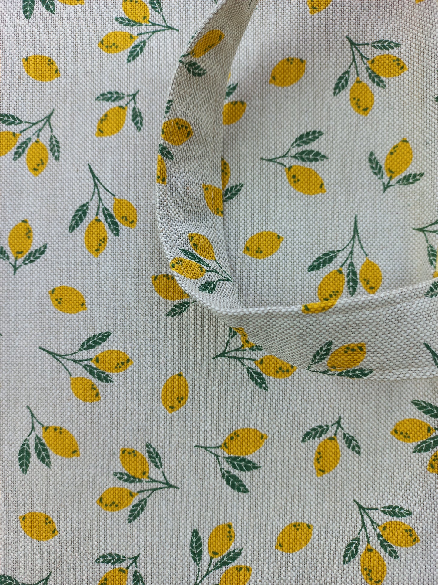 Ensemble panier et sac à tarte imprimé citrons