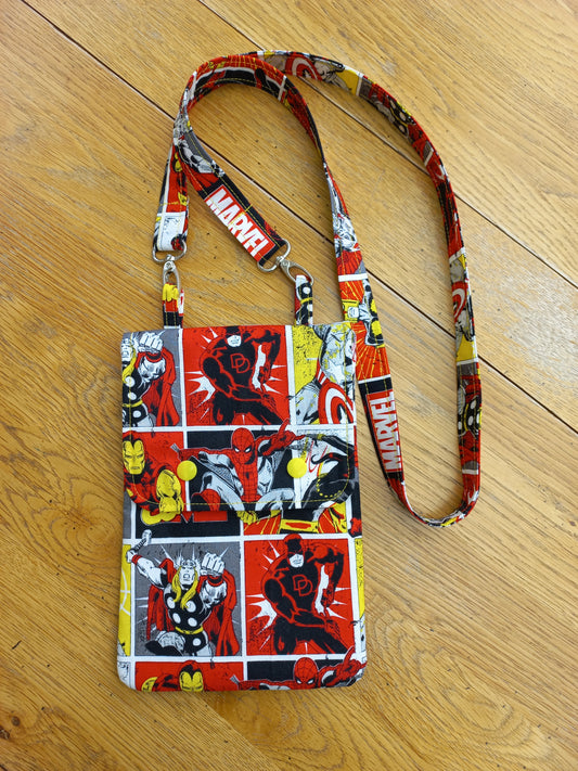 Pochette bandoulière pour smartphone