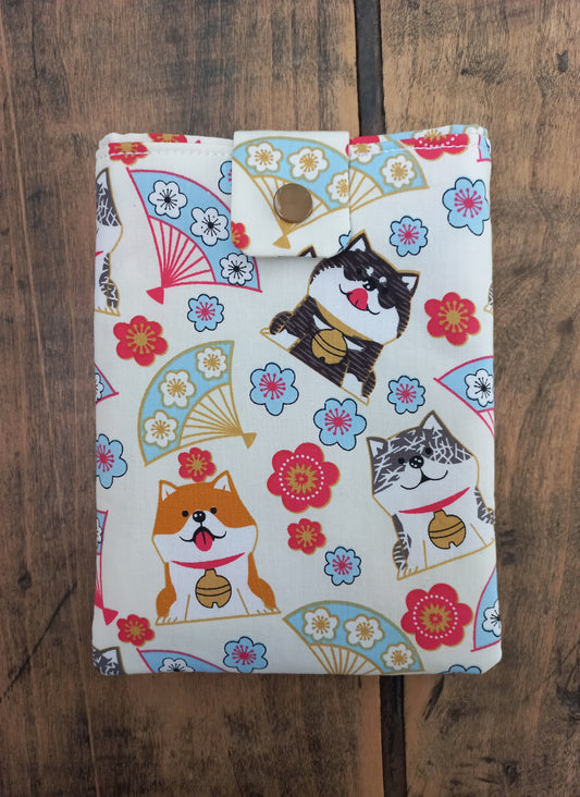 Pochette à liseuses imprimée chien lucky Shiba