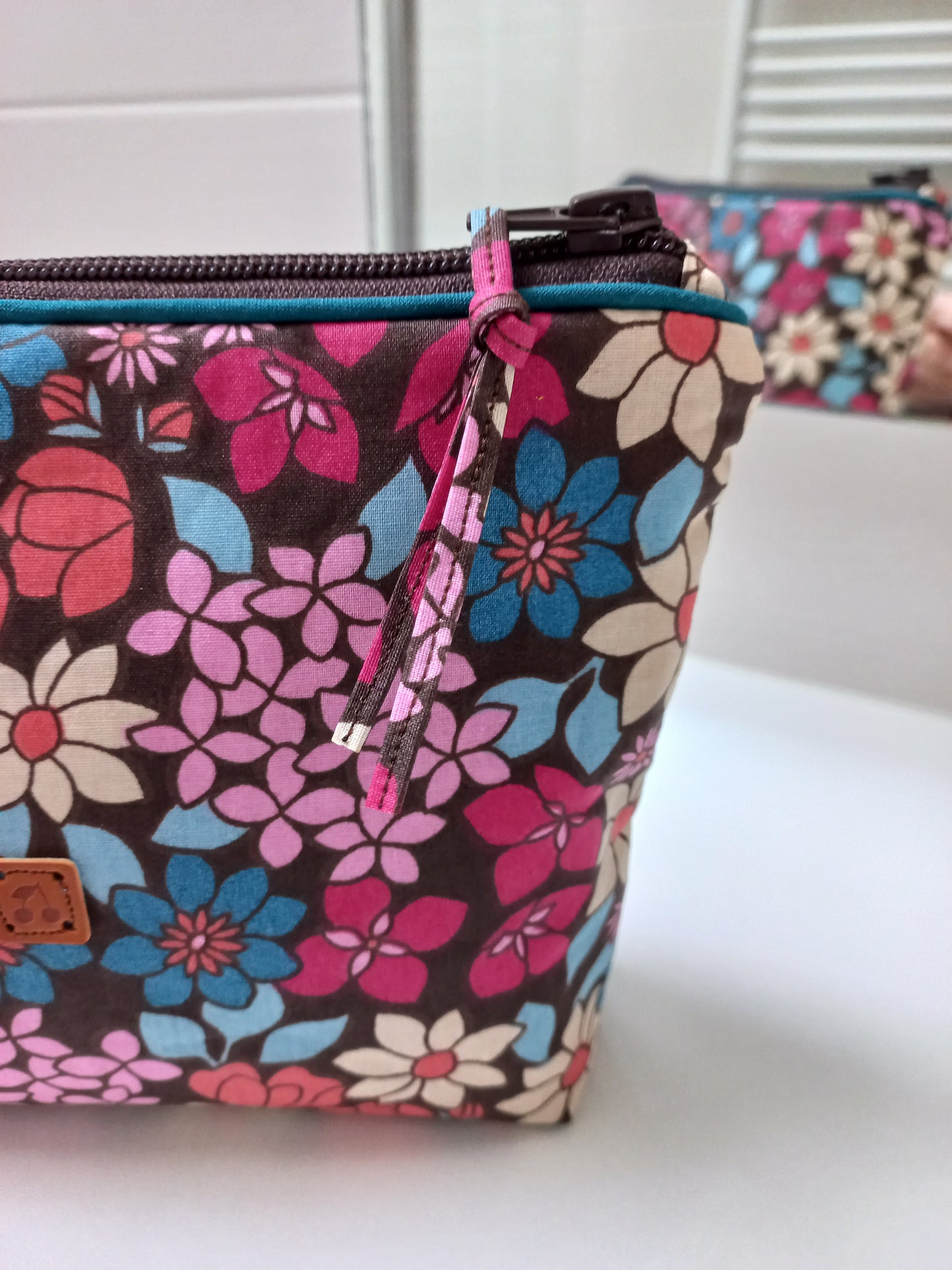Trousse coton enduit fleurs