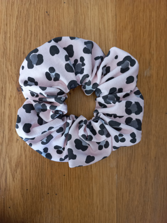 Chouchou jersey léopard rose pastel