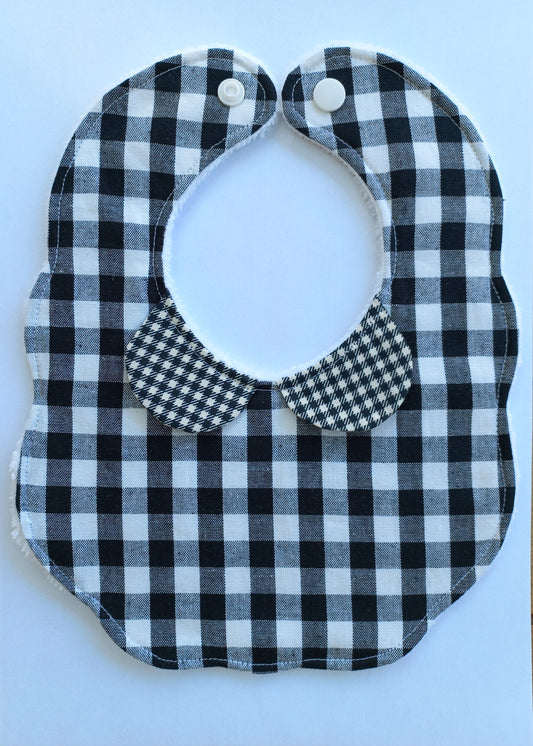 Bavoir 1er âge vichy blanc / noir