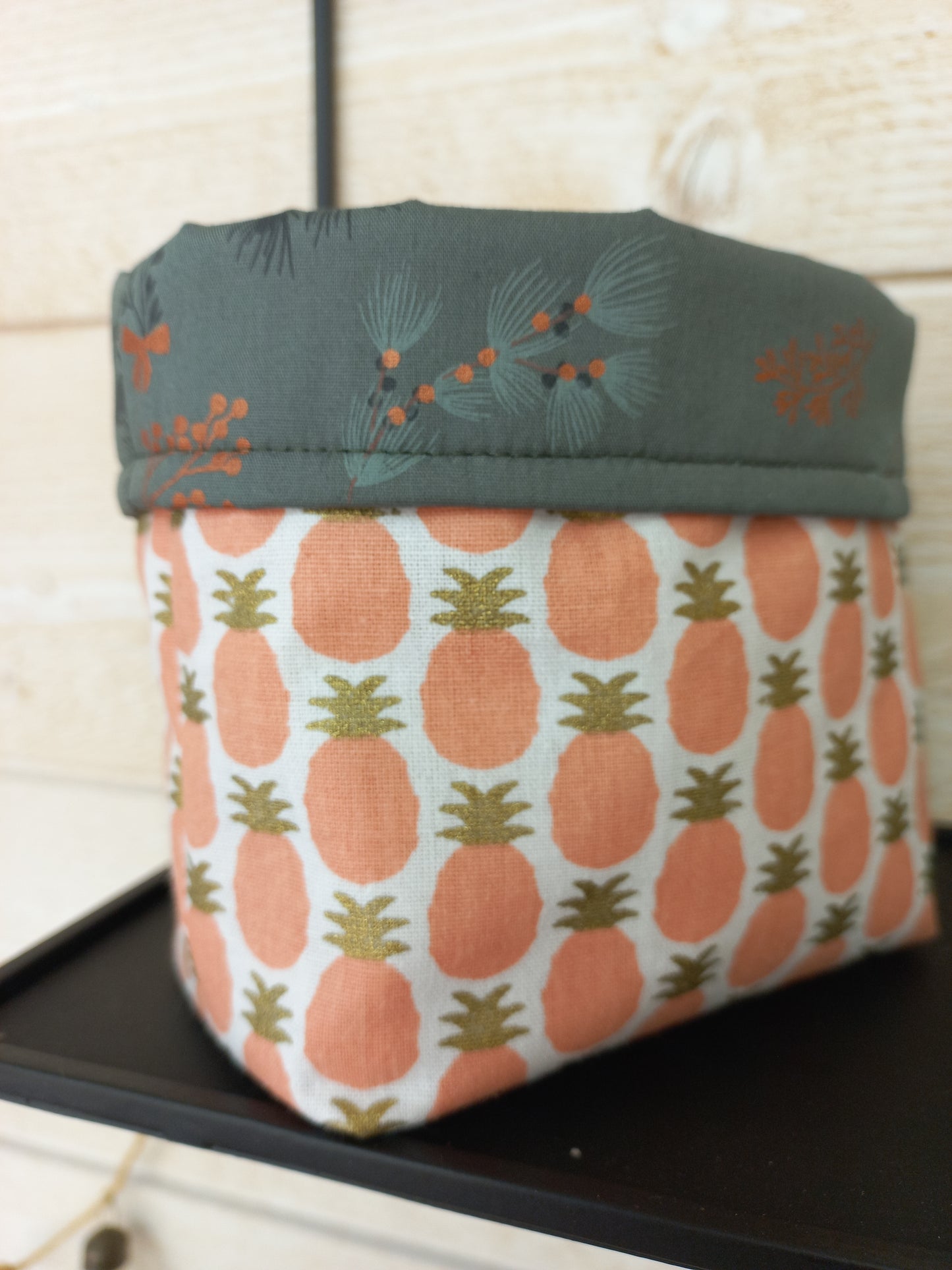 Panier multi-usages réversible ananas