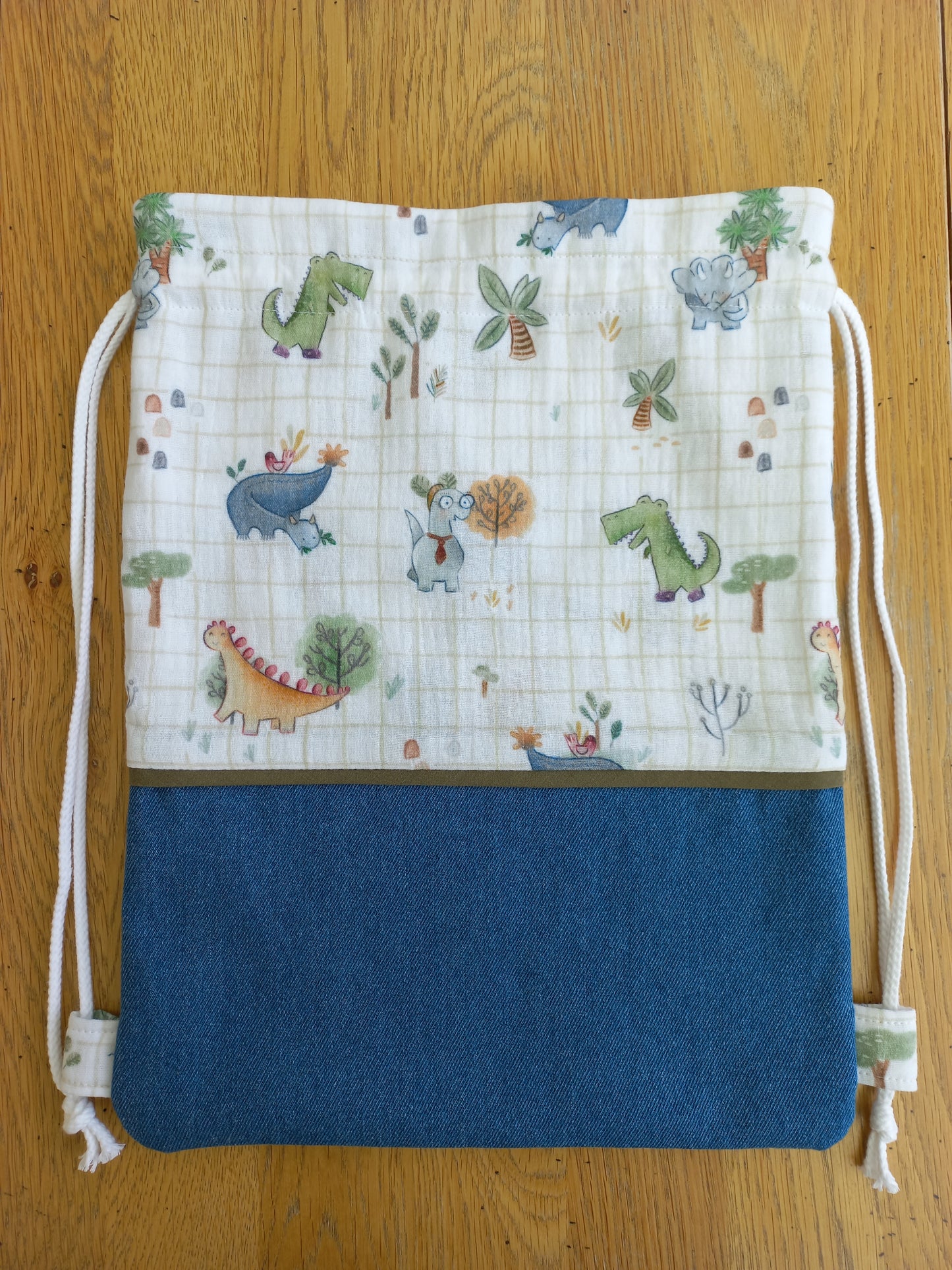Sac à dos / Sac pochon jean et dinosaures