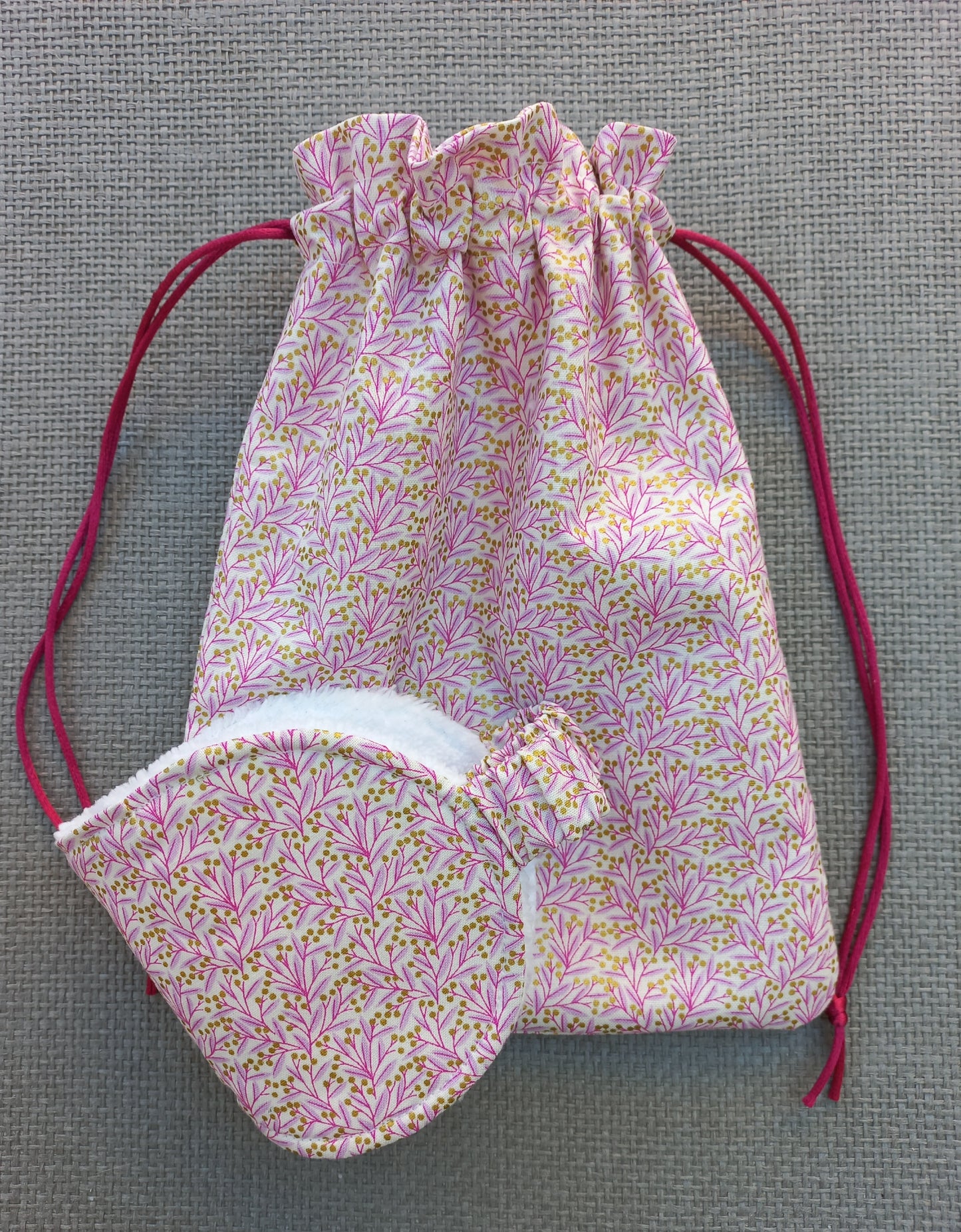 Ensemble masque de nuit et sac assortis feuillage rose