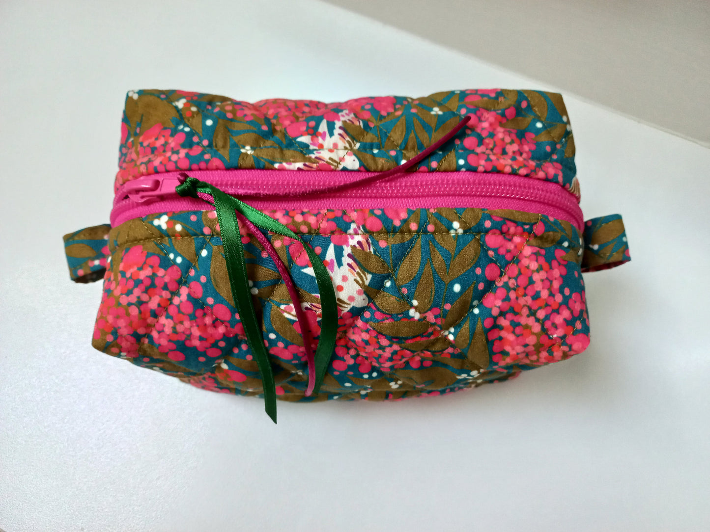 Trousse matelassée fushia et kaki PPMC