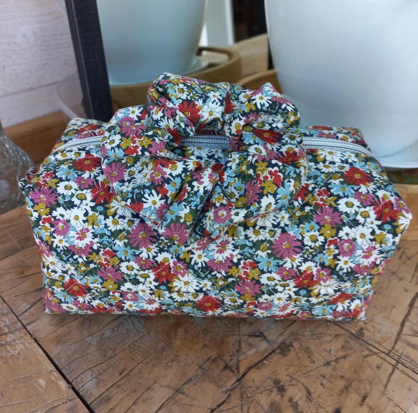 Trousse matelassée fleurs Liberty