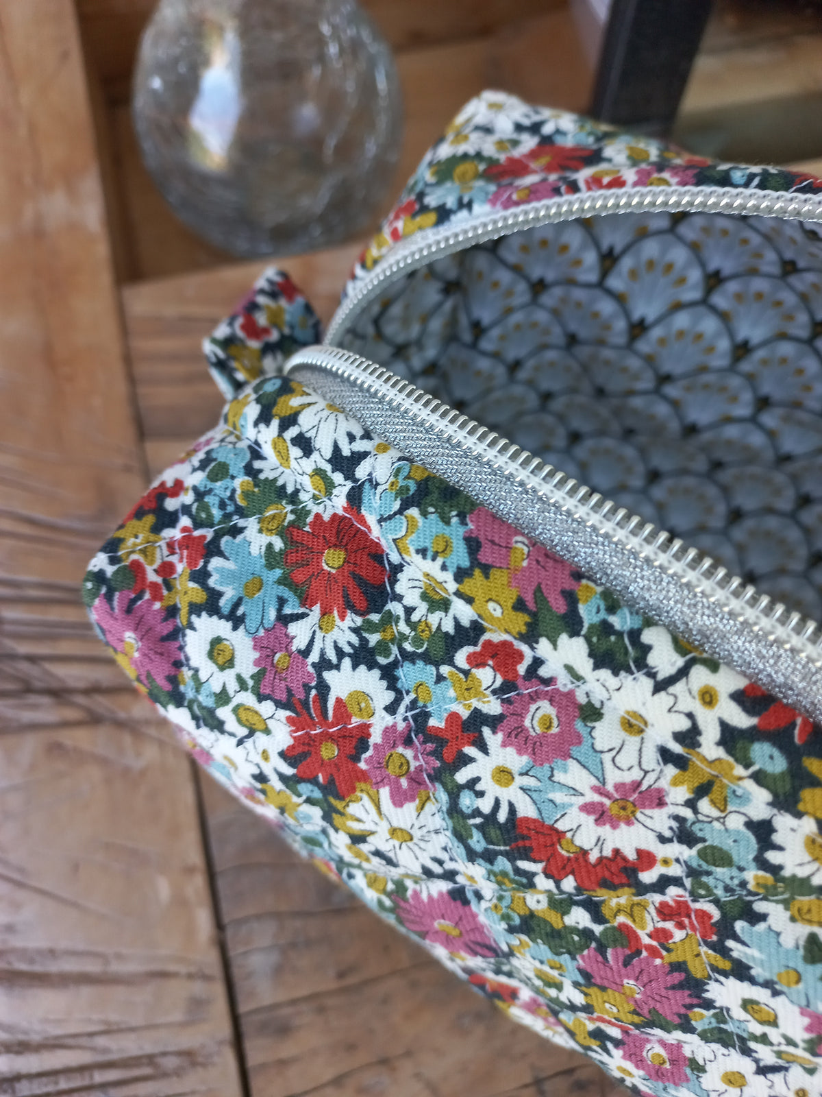 Trousse matelassée fleurs Liberty